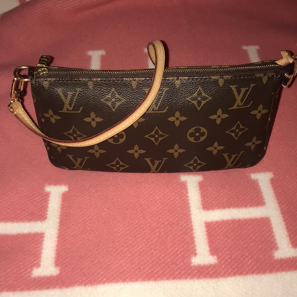 Louis Vuitton Pochette Bag